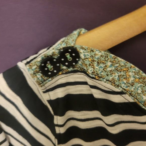 Anthropologie Black and White Striped Buttoned Blouse - Picture 3 of 7